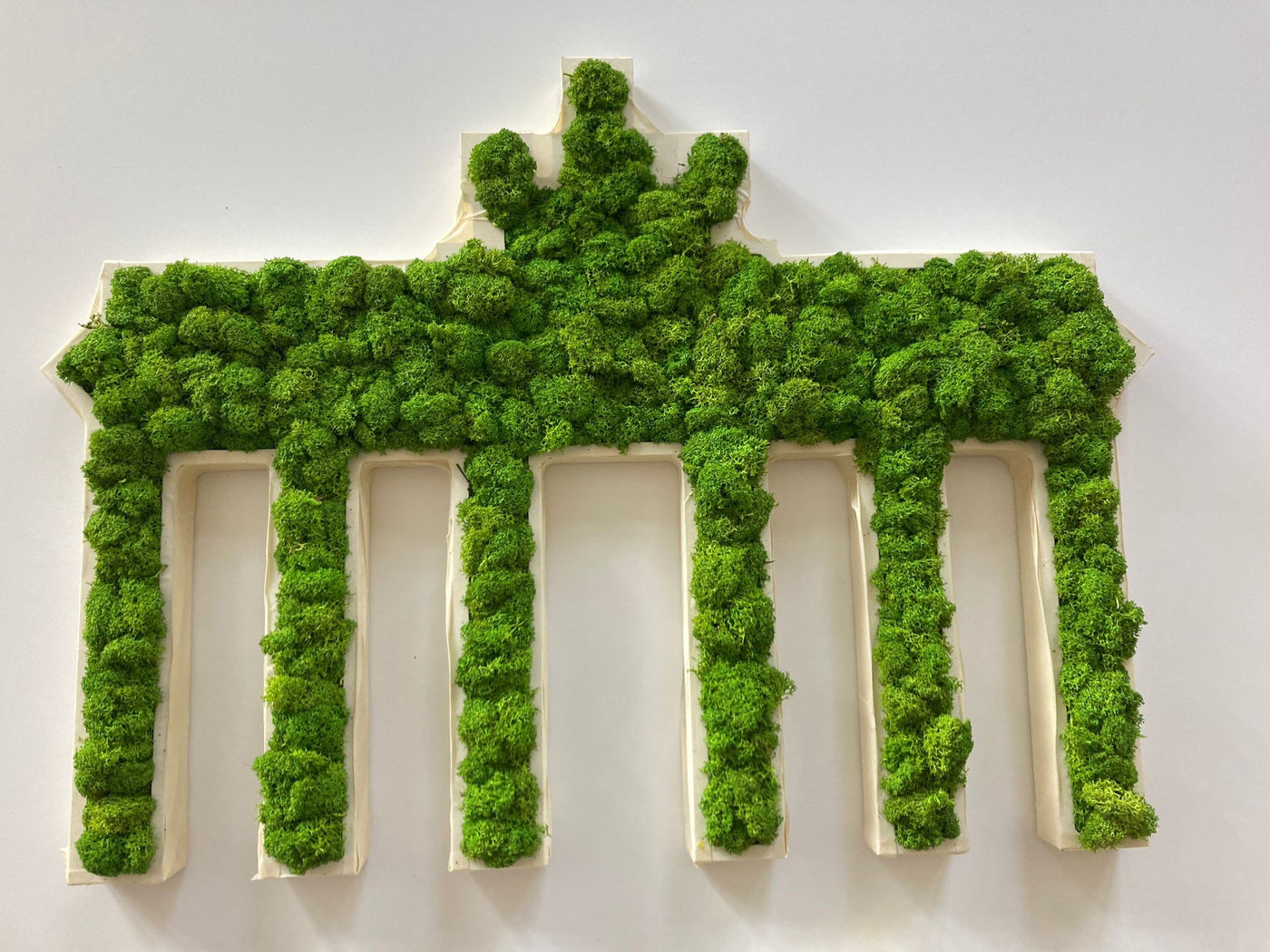 Brandenburgertor aus Moos