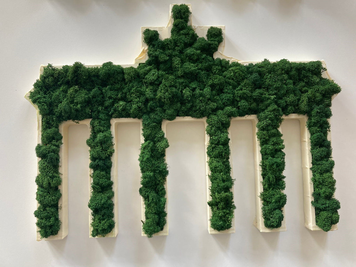 Brandenburgertor aus Moos